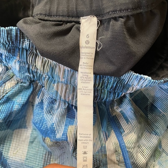 Lululemon Tracker Short 4” - Picture 5 of 6